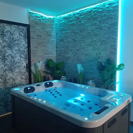 Lejlighed Evasion Romantique Avec Jacuzzi Interieur